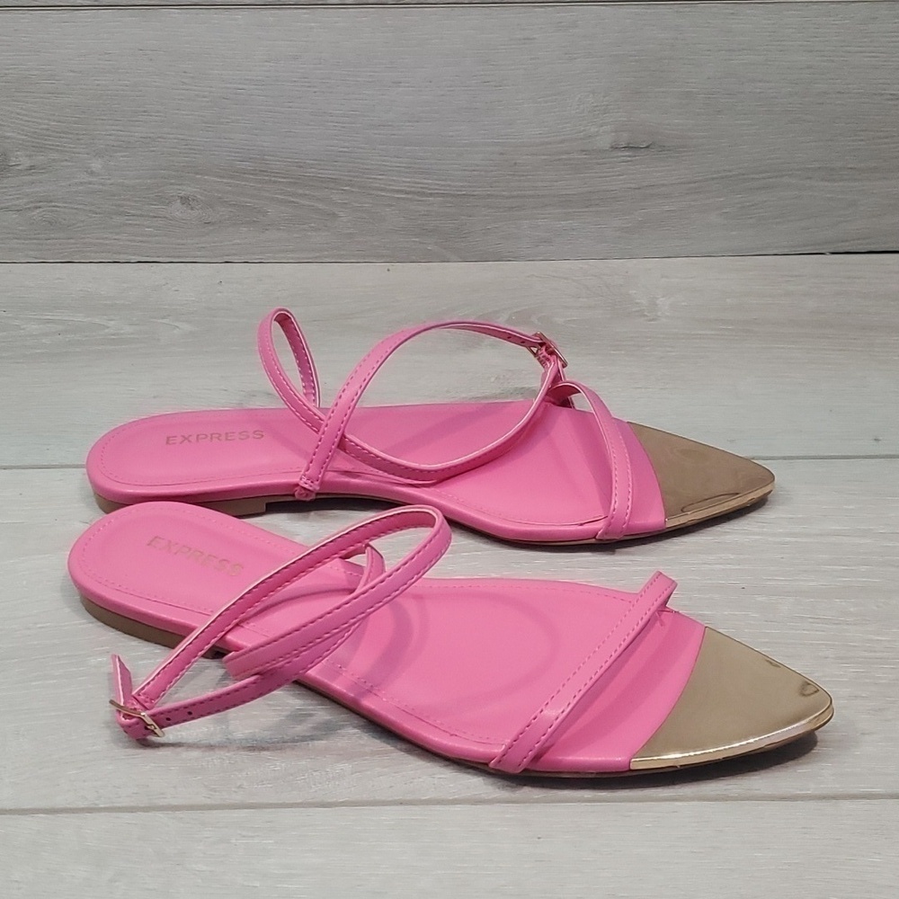 Express Womens Gladiator Flats sandals shoes sz 7